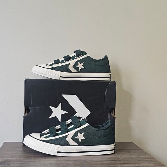 Converse Star Player 76 Easy -On Luxe Size 2.5 Green Envy A12305F NWT - Picture 1 of 10